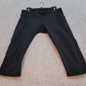 Lululemon Athletica Black Ankle Cropped Pants